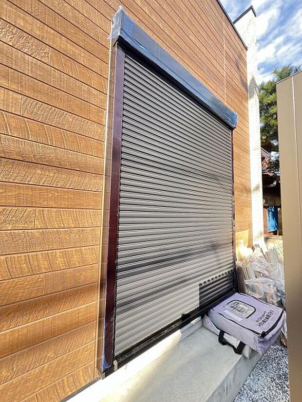 シャッター付です。