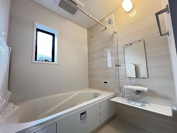 スタイリッシュな浴室で1日の疲れをゆったり癒されるのもいいですね。