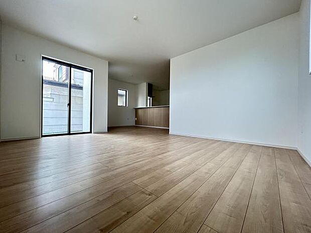 家族団らんの場所としてゆったりと居心地の良いリビングです。