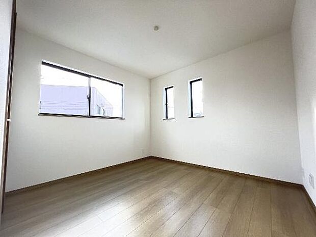 子供部屋にもちょうど良い大きさのお部屋です。