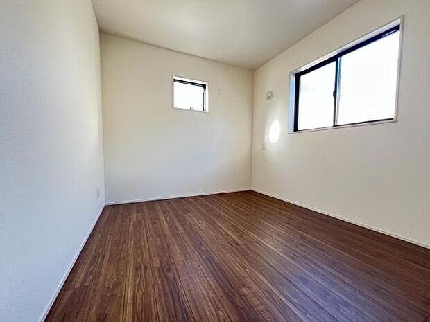 子供部屋にもちょうど良い大きさのお部屋です。