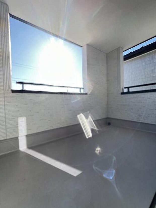 お洗濯ものを気持ち良く太陽の光で干せるのが嬉しいですね。