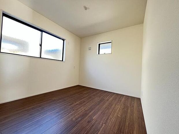 子供部屋にもちょうど良い大きさのお部屋です。