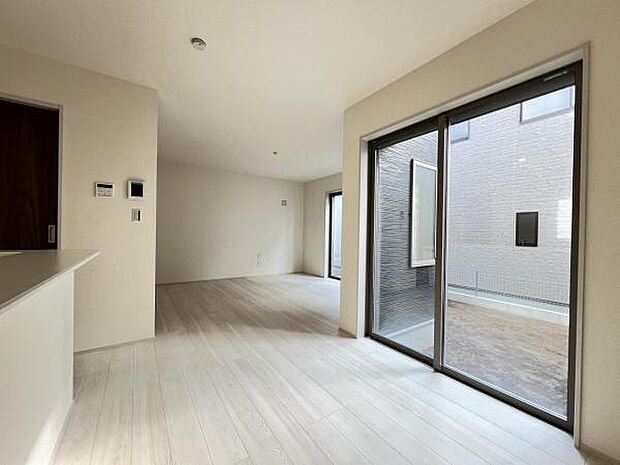 リビングダイニングになります。ご家族そろっての素敵な空間になりそうですね。