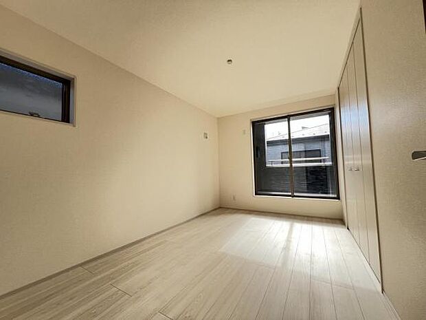 寝室にもご利用いただける居室スペースです。