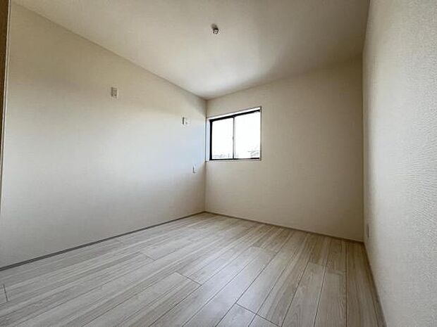 子供部屋にもちょうど良い大きさのお部屋です。