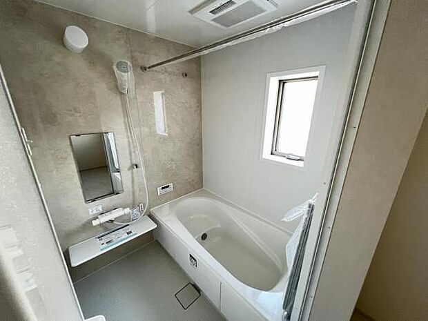 お風呂でほっとひといき。1日の疲れを癒しましょう。