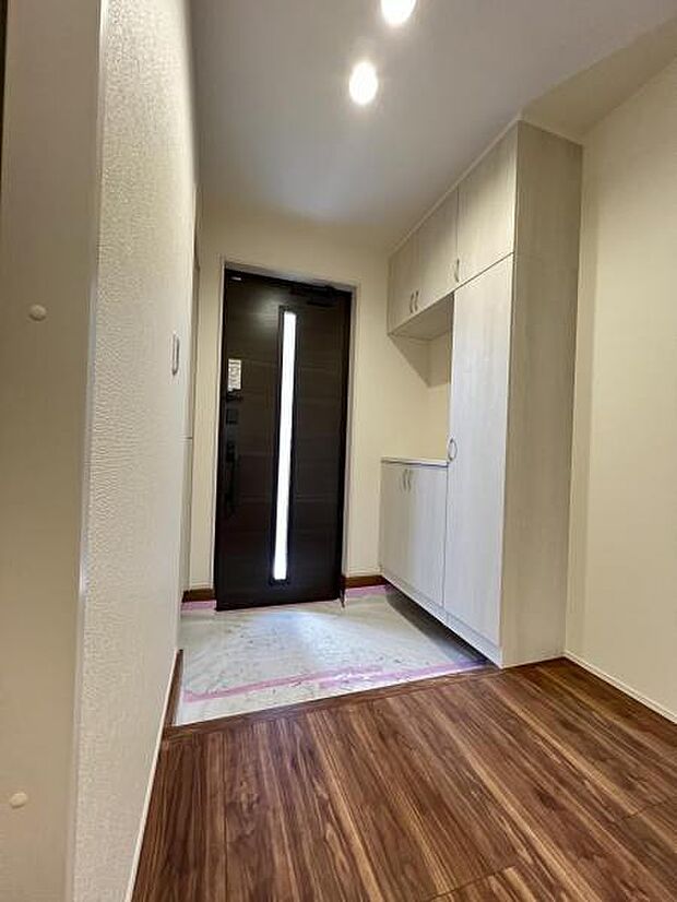 いつも気持ちよくご家族を迎えられる玄関です。