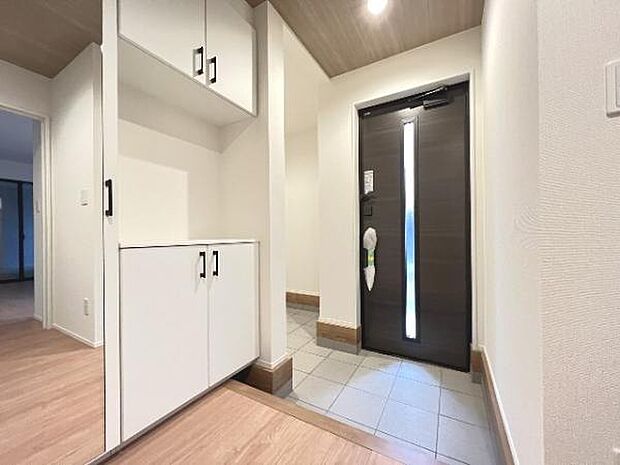 いつも気持ちよくご家族を迎えられる玄関です。