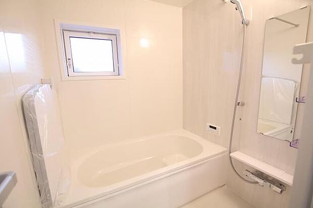 お風呂でほっとひといき。1日の疲れを癒しましょう。