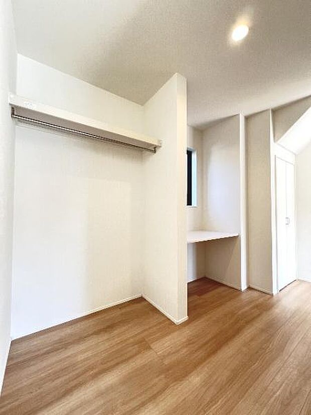 ウォークインクロゼットのある住まいで収納上手な生活を。