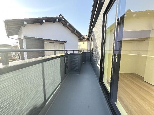 お洗濯ものを気持ち良く太陽の光で干せるのが嬉しいですね。