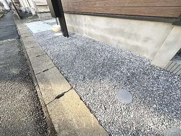 ちょっとした植栽が楽しめそうです。