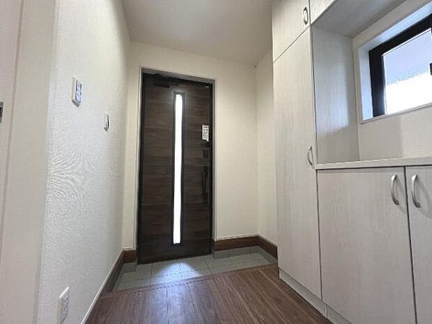 いつも気持ちよくご家族を迎えられる玄関です。