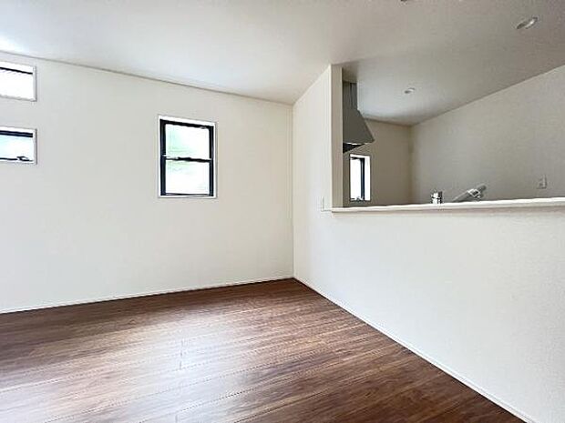 ご家族の温かい時間を演出するダイニングスペースです。