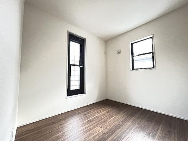 子供部屋にもちょうど良い大きさのお部屋です。