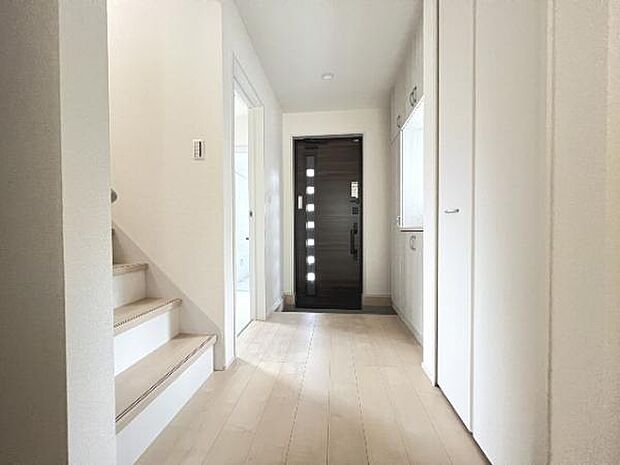 いつも気持ちよくご家族を迎えられる玄関です。