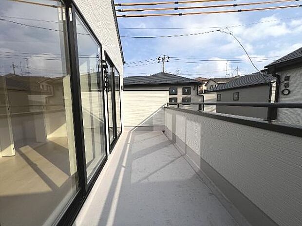 お洗濯ものを気持ち良く太陽の光で干せるのが嬉しいですね。