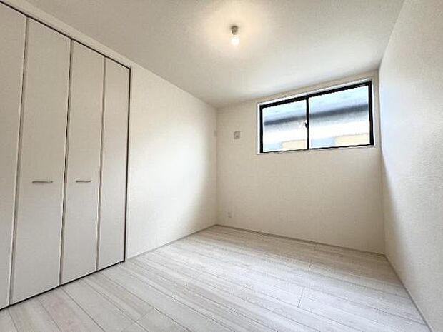 子供部屋にもちょうど良い大きさのお部屋です。