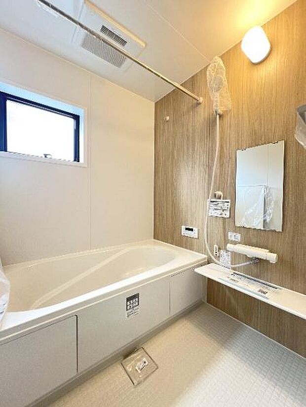 お風呂でほっとひといき。1日の疲れを癒しましょう。