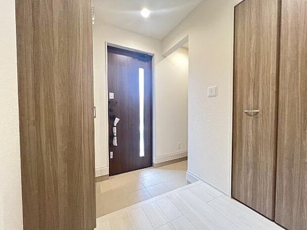 いつも気持ちよくご家族を迎えられる玄関です。