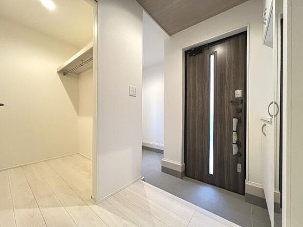 いつも気持ちよくご家族を迎えられる玄関です。