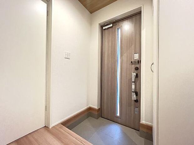 いつも気持ちよくご家族を迎えられる玄関です。