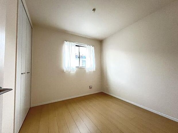 子供部屋にもちょうど良い大きさのお部屋です。