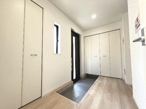 いつも気持ちよくご家族を迎えられる玄関です。