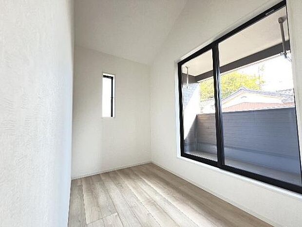 寝室にもご利用いただける居室スペースです。