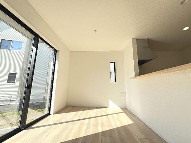 ご家族の温かい時間を演出するダイニングスペースです。