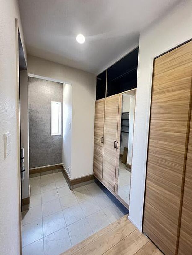 いつも気持ちよくご家族を迎えられる玄関です。