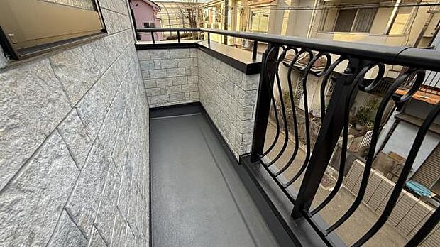 お洗濯ものを気持ち良く太陽の光で干せるのが嬉しいですね。