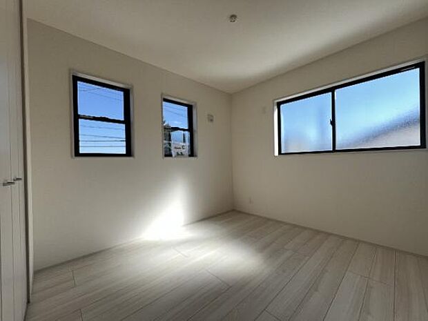 子供部屋にもちょうど良い大きさのお部屋です。