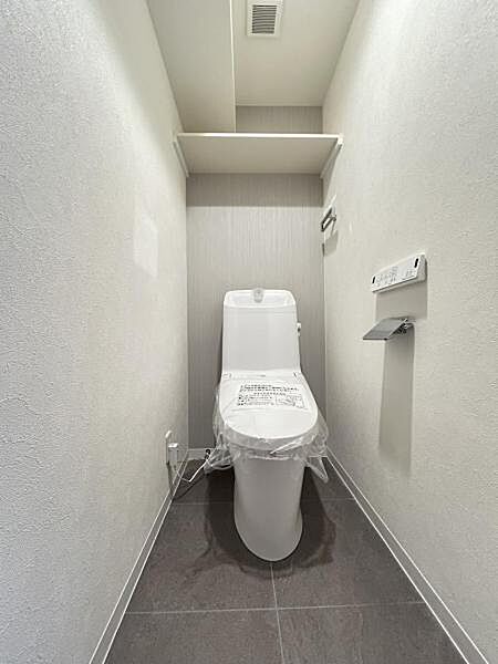ほっと安らげるトイレ空間です。