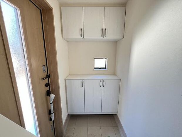 いつも気持ちよくご家族を迎えられる玄関です。