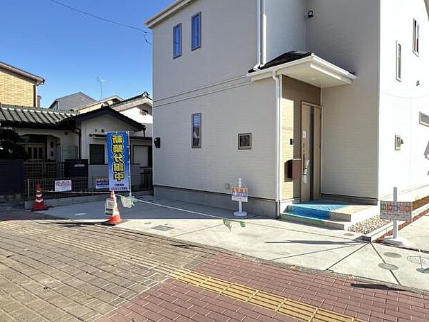 お庭スペースは、ガーデニングやお子様との外遊びなど多彩な用途でお楽しみいただけます。