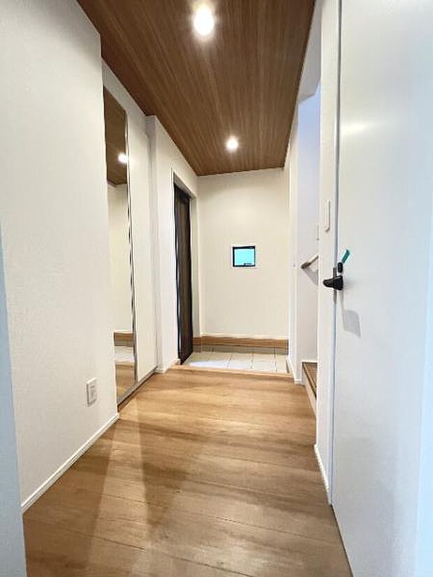 1階廊下です。