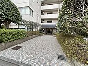 エントランスです。皆様やお客様をお出迎え致します。