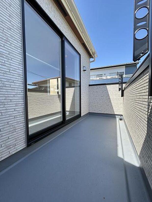 お洗濯ものを気持ち良く太陽の光で干せるのが嬉しいですね。