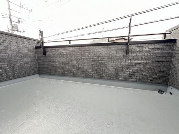 お洗濯ものを気持ち良く太陽の光で干せるのが嬉しいですね。
