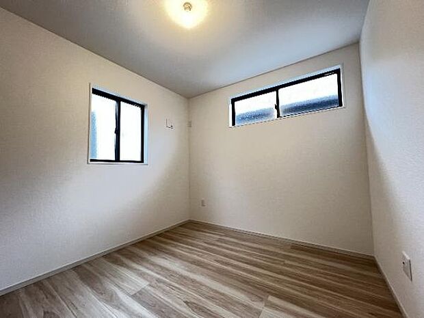子供部屋にもちょうど良い大きさのお部屋です。