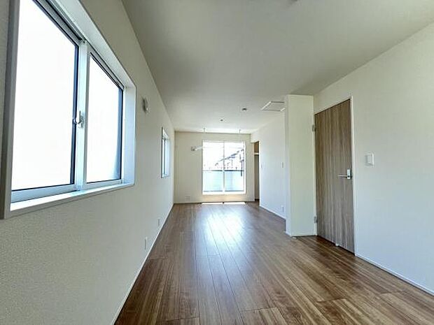 将来間仕切りで子供部屋にも活用できそうですね。