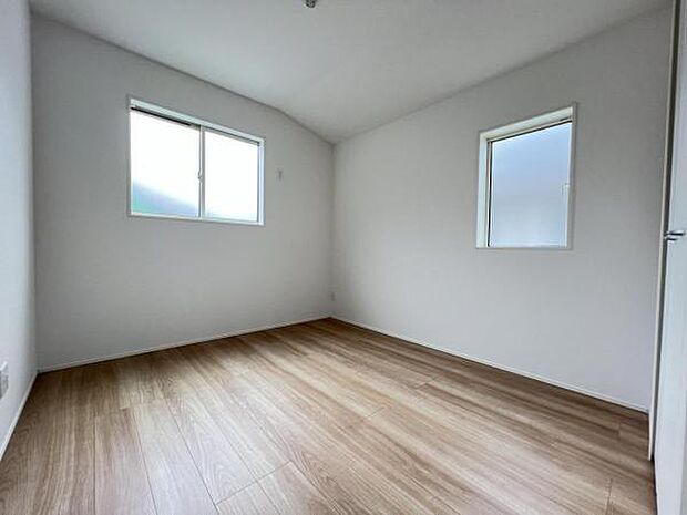 子供部屋にもちょうど良い大きさのお部屋です。