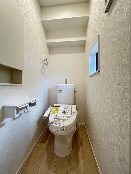 ほっと安らげるトイレ空間です。