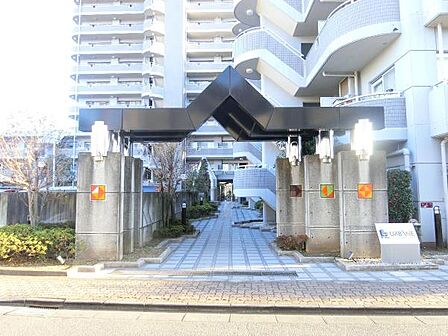 エントランスです。皆様やお客様をお出迎え致します。