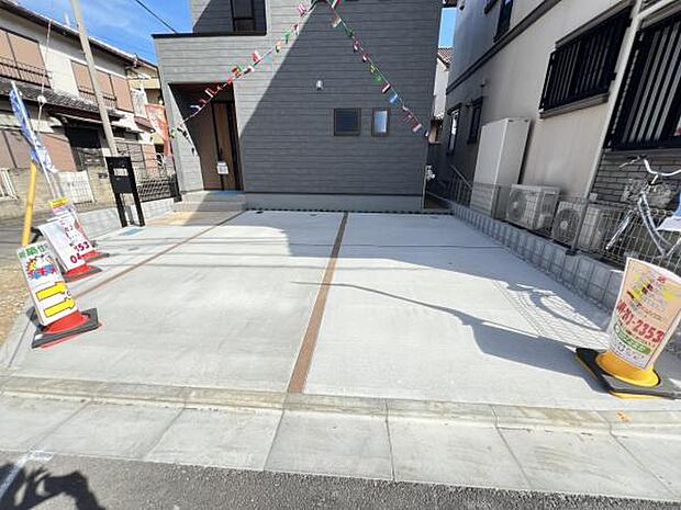 駐車場ももちろん完備しておりますのでお車所有の方にも心強いです。