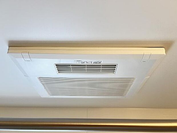 ユニットバスの換気扇です。
