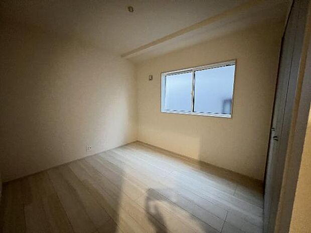 子供部屋にもちょうど良い大きさのお部屋です。