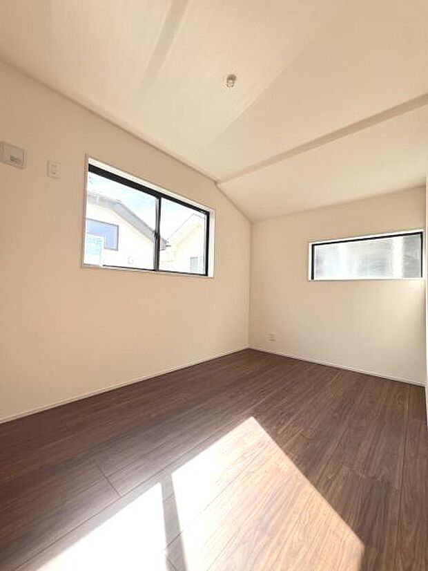 子供部屋にもちょうど良い大きさのお部屋です。